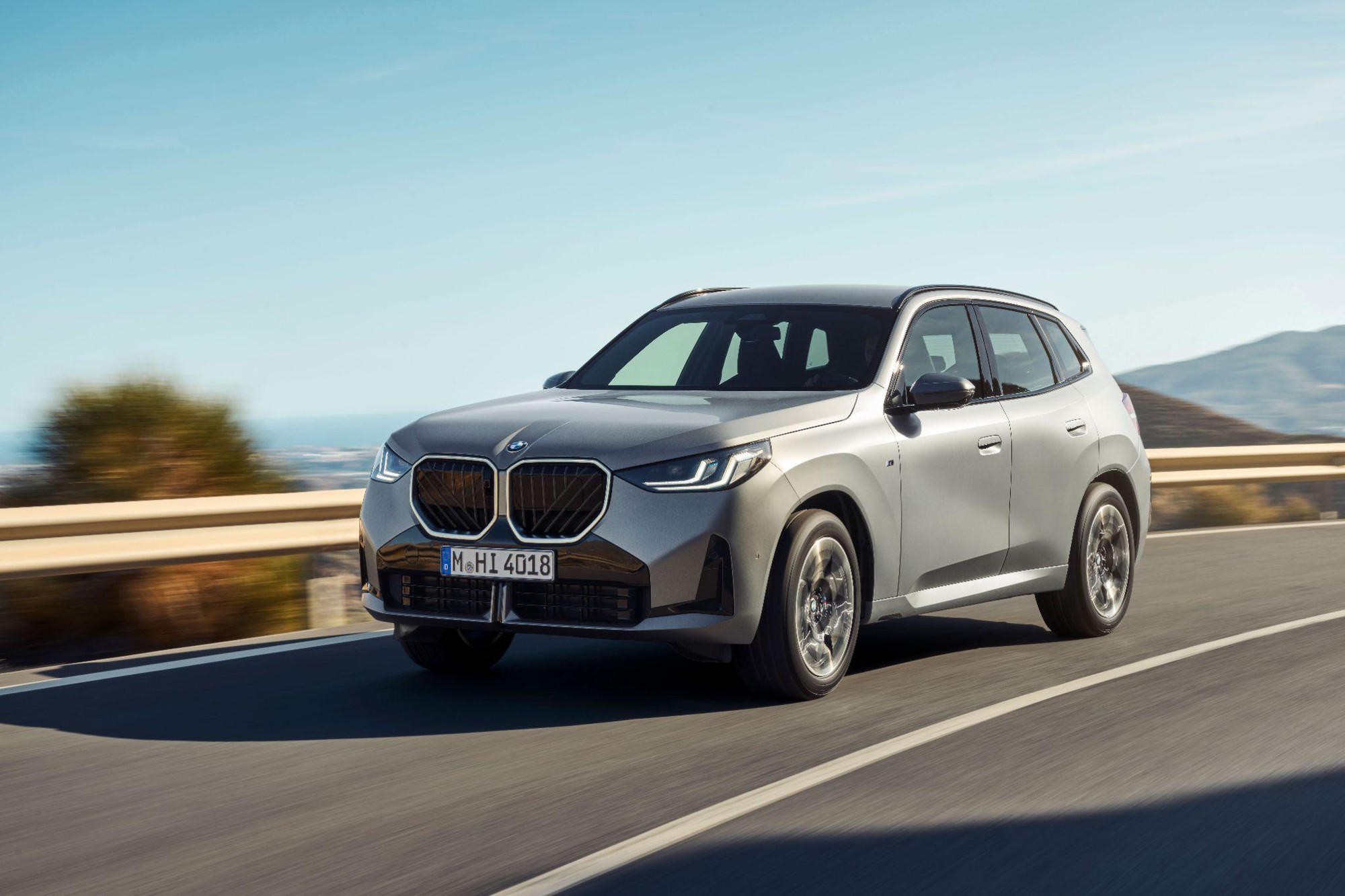 BMW X3 thế hệ mới được đón nhận mạnh mẽ tại thị trường Việt Nam, giá từ 2,299 tỷ đồng- Ảnh 2.