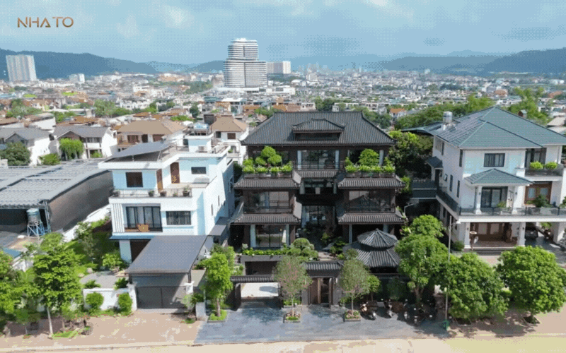 Bên trong biệt phủ hình chữ "H" rộng 1.200m2 đậm chất Á Đông của gia chủ yêu trà đạo- Ảnh 4.