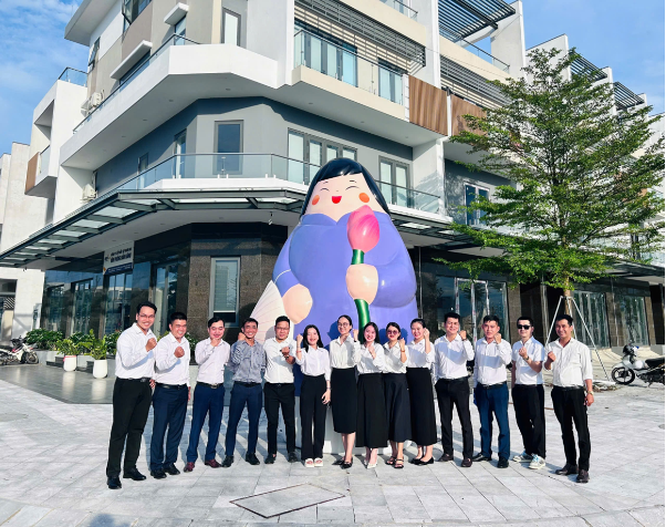 Biểu tượng Em bé 3 miền - Nơi kiến trúc kể chuyện văn hóa tại Topaz City Core- Ảnh 2. Biểu tượng Em bé 3 miền - Nơi kiến trúc kể chuyện văn hóa tại Topaz City Core- Ảnh 2.