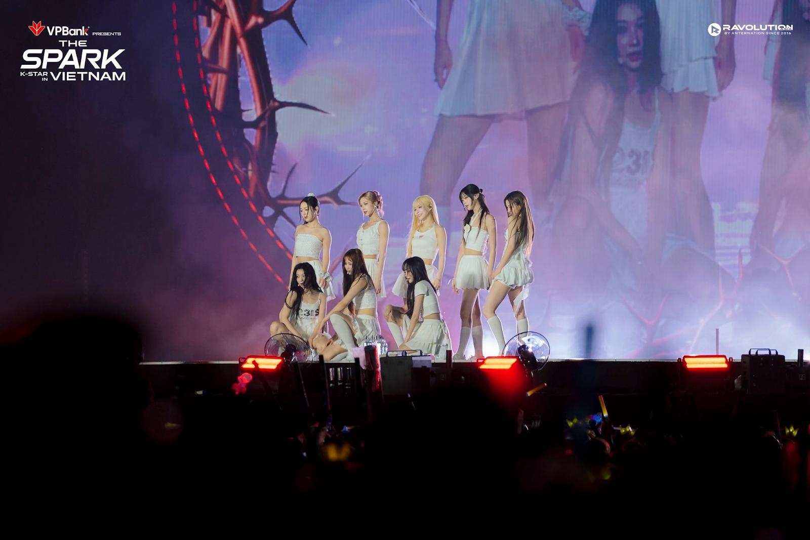 Khi văn hóa Việt chạm tới trái tim idol: Ravolution Asia gửi những món quà cực tinh tế đến tay những huyền thoại K-pop- Ảnh 10.