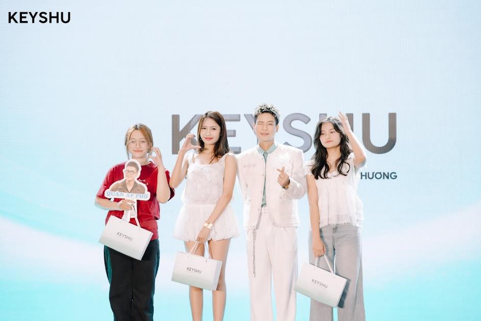 Ca sĩ Quân A.P và dàn TikToker đình đám hội tụ tại Keyshu Mega Beauty- Ảnh 9.