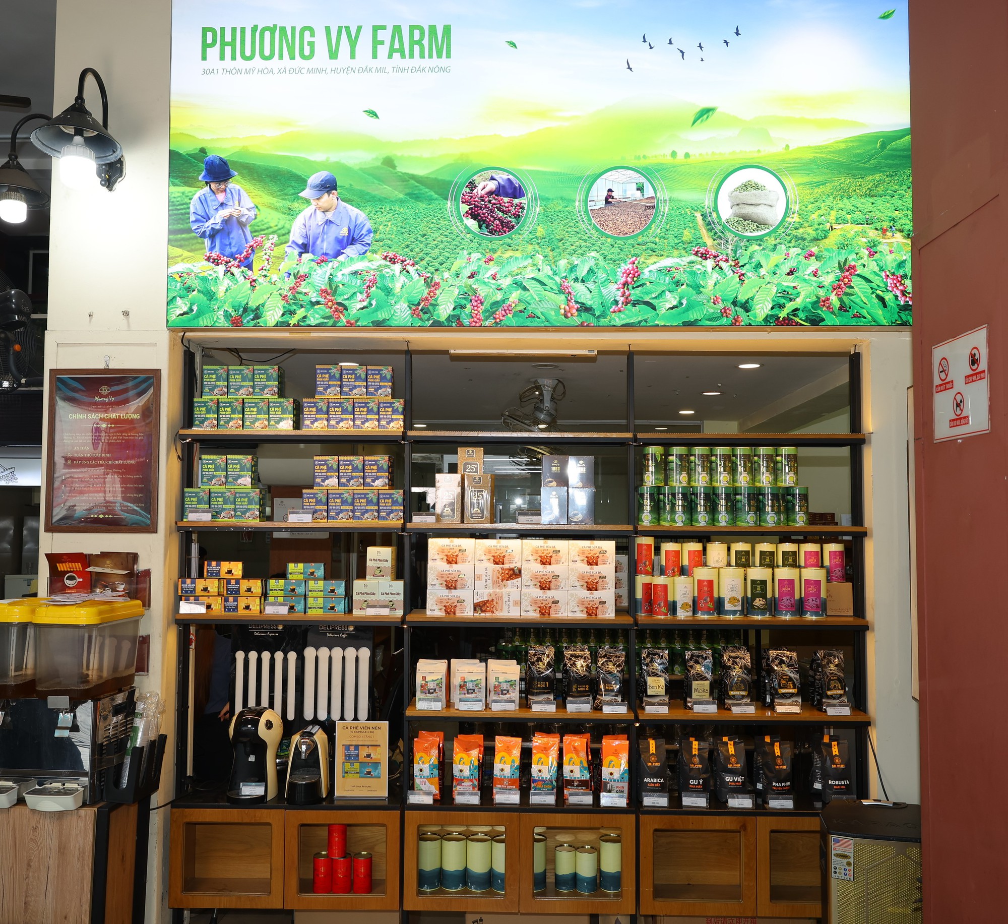 Phương Vy Coffee: Tinh hoa cà phê chuẩn gu Việt tại showroom trải nghiệm giữa lòng Sài Gòn- Ảnh 4.
