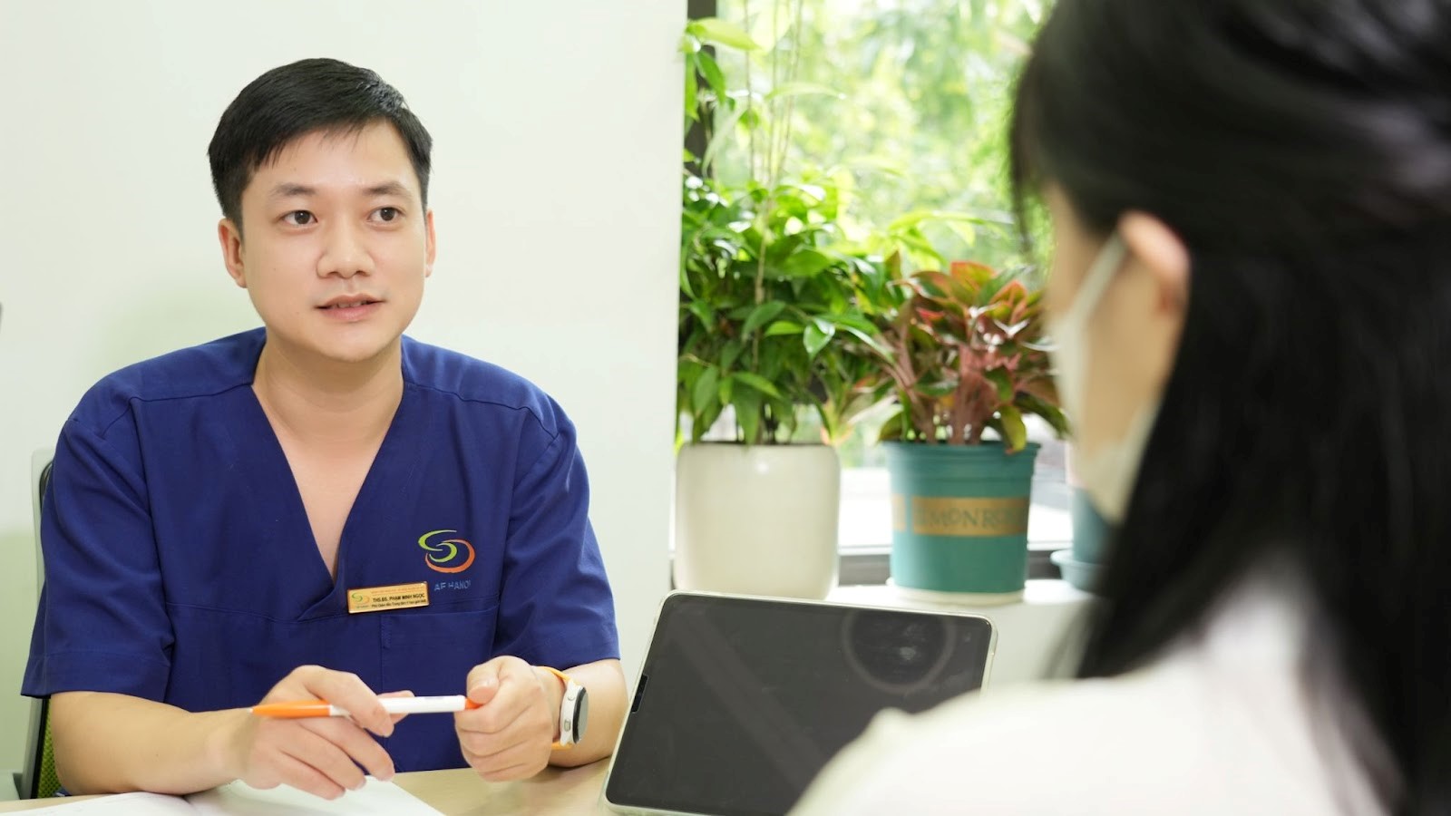 Né "yêu" chồng vì không có ham muốn và đau rát, người phụ nữ cầu cứu bác sĩ phát hiện nguyên nhân- Ảnh 1.