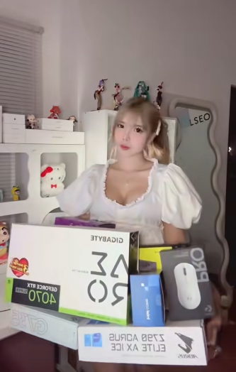 Chỉ 1 hành động, nữ streamer xinh đẹp khiến vô số anh em game thủ ngưỡng mộ- Ảnh 1. Chỉ 1 hành động, nữ streamer xinh đẹp khiến vô số anh em game thủ ngưỡng mộ- Ảnh 1.