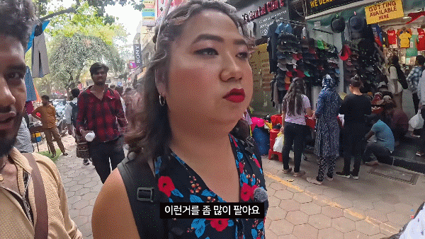 Nam du khách Hàn đóng giả phụ nữ đi du lịch Ấn Độ, cái kết bùng nổ hút 1 triệu lượt xem- Ảnh 4.