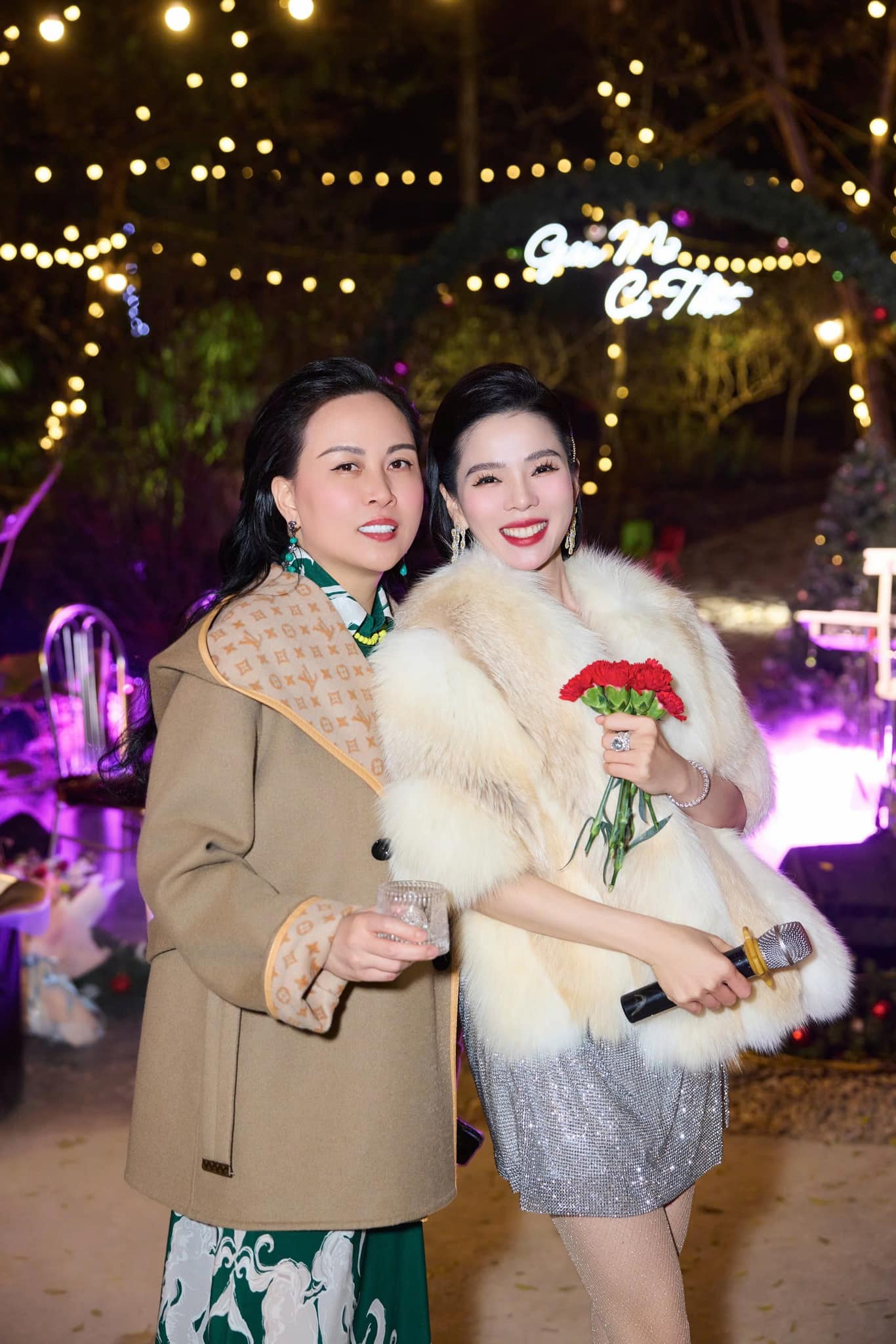 Phượng Chanel vừa "thả dáng" với đồ bơi, Lệ Quyên đã ngay lập tức để lại bình luận - Ảnh 5.