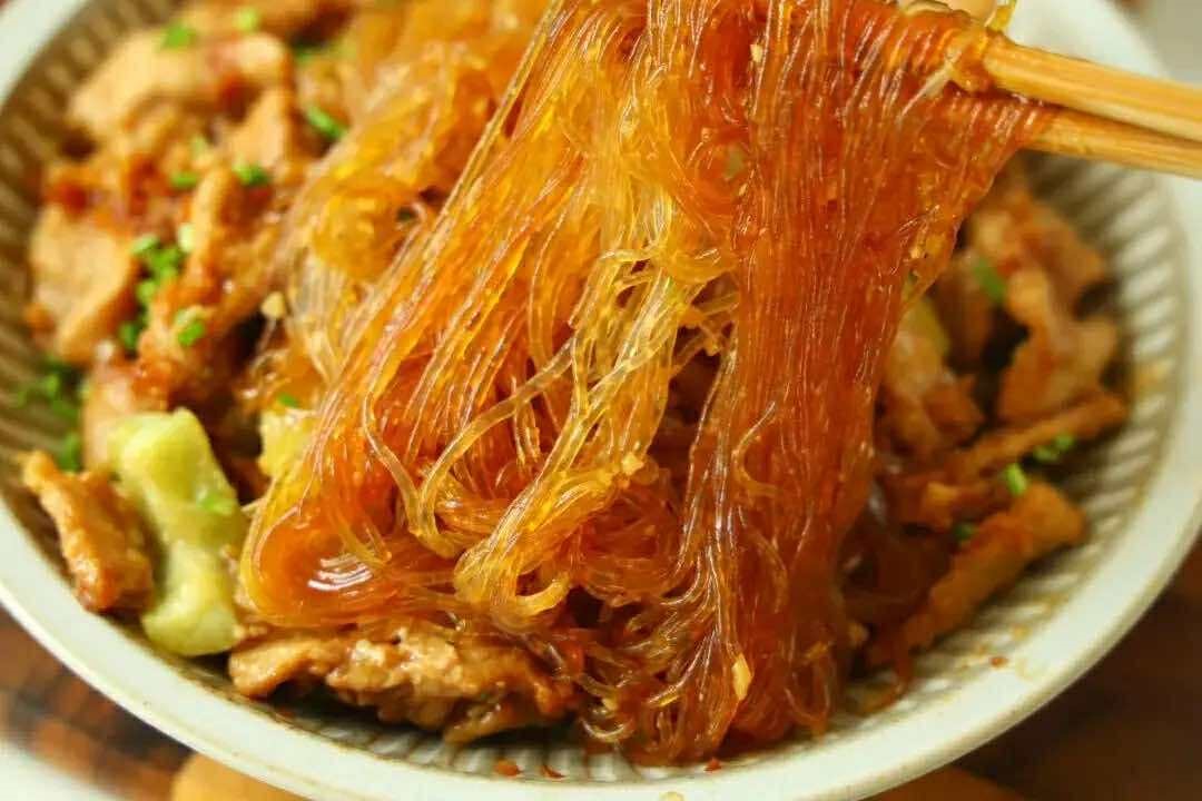 Trời nóng là mẹ tôi làm món hấp này: Chỉ cần 10 phút nấu mà cả nhà no nê, ăn hết sạch vì quá ngon- Ảnh 6. Trời nóng là mẹ tôi làm món hấp này: Chỉ cần 10 phút nấu mà cả nhà no nê, ăn hết sạch vì quá ngon- Ảnh 6.