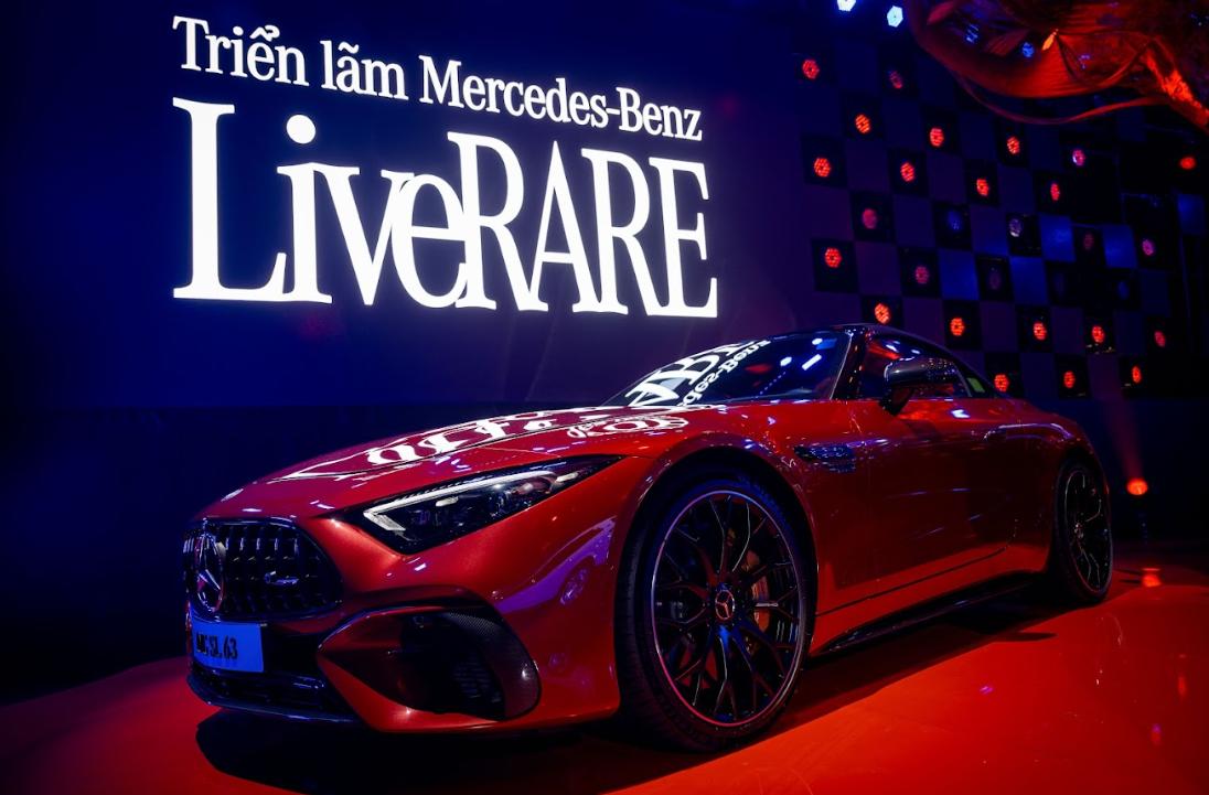 Mercedes-Benz Việt Nam ra mắt bộ đôi GLS mới trong triển lãm LiveRARE- Ảnh 4.