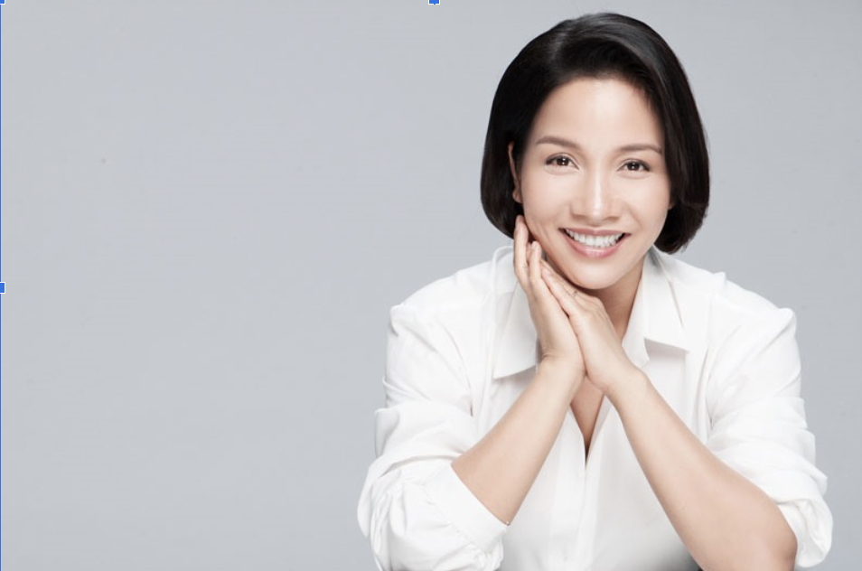 Dàn mỹ nhân Việt sở hữu nhan sắc rạng ngời, gia đình hạnh phúc và sự nghiệp thành công- Ảnh 2.