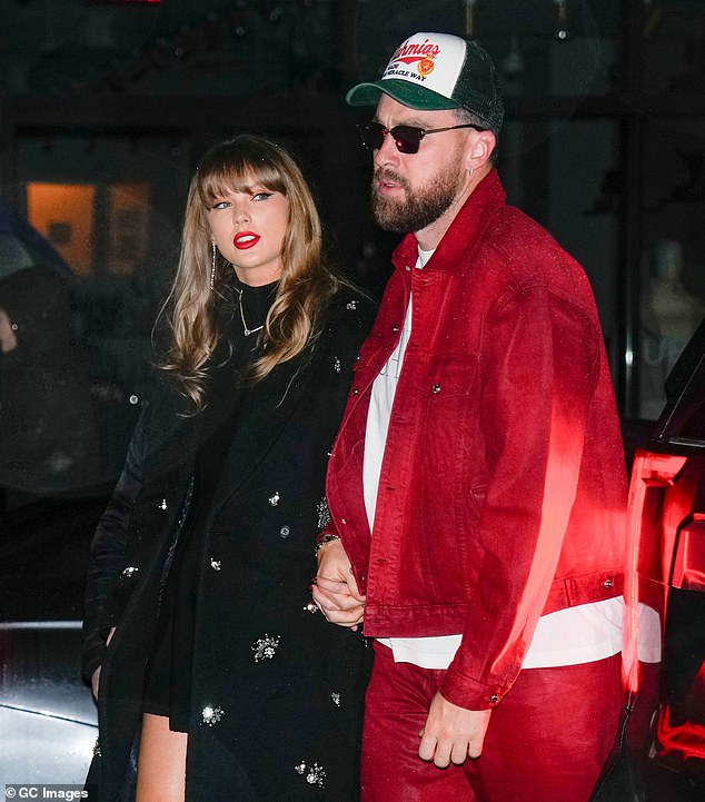 Bạn trai Taylor Swift bị "đào lại" quá khứ ê chề- Ảnh 3. Bạn trai Taylor Swift bị "đào lại" quá khứ ê chề- Ảnh 3.