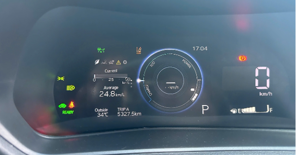 Yaris Cross Hybrid - Giá mua rẻ, vận hành càng rẻ hơn- Ảnh 1.
