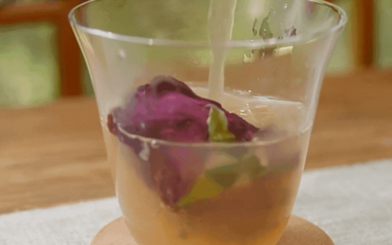 Học ngay cách làm trà vải hoa hồng siêu mê detox cơ thể, xua tan nắng nóng- Ảnh 7.