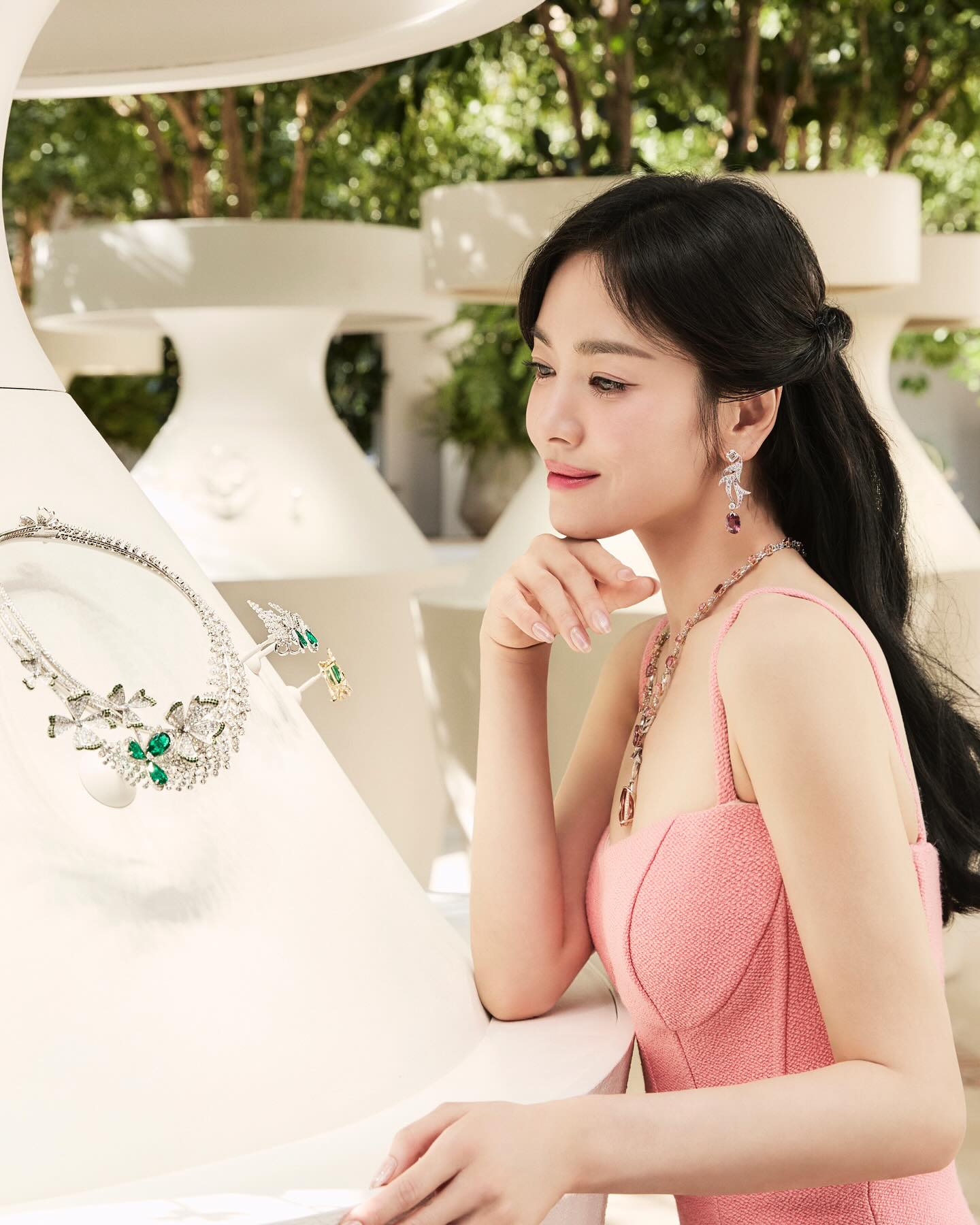 Song Hye Kyo quyết đổi hình tượng đến cùng- Ảnh 12. Song Hye Kyo quyết đổi hình tượng đến cùng- Ảnh 12.