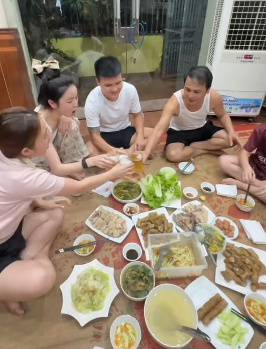 Chu Thanh Huyền lộ Chu Thanh Huyền lộ