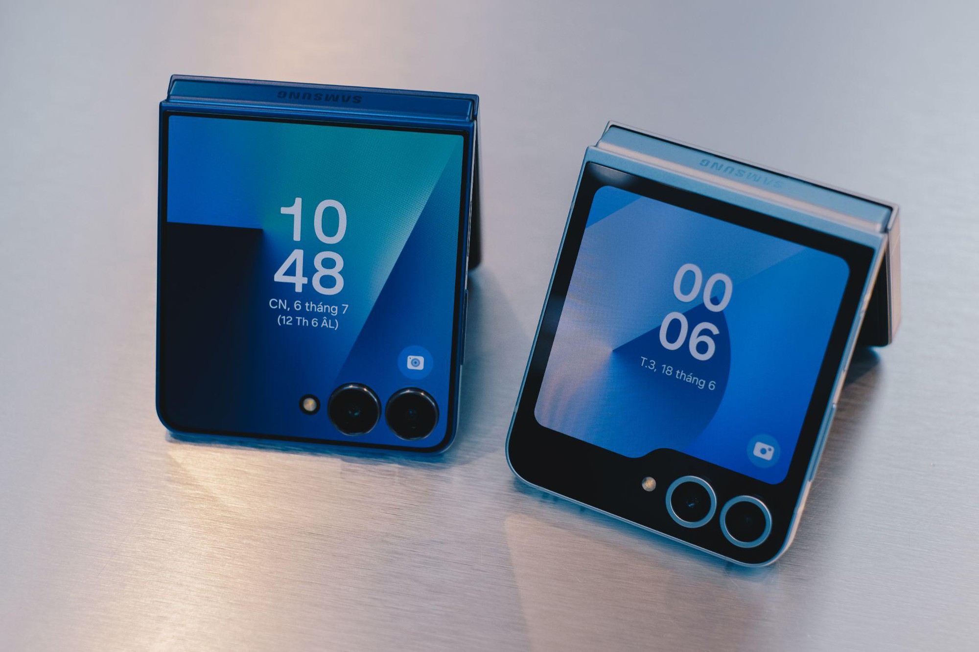 Galaxy Z Flip7 đỉnh đến độ: Người dùng Z Flip6 nhìn là muốn lên đời, ai xài máy phẳng cũng thấy “rung động”- Ảnh 2.
