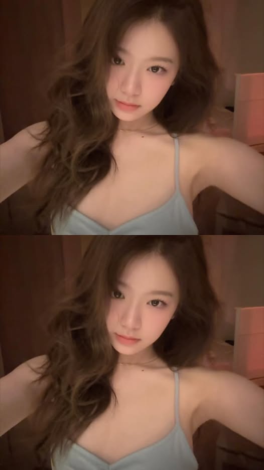 Linh Ka đổi gu, chăm khoe eo thon "con kiến"- Ảnh 10.