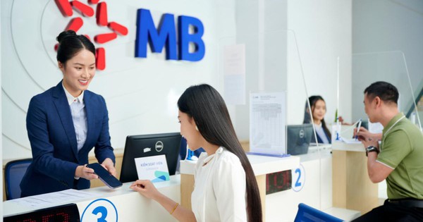 MB giữ vững Top 2 thương hiệu ngân hàng hàng đầu Việt Nam năm 2025 theo Campaign Asia- Ảnh 1.
