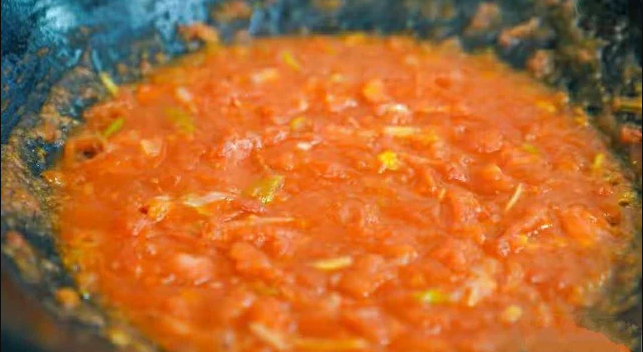 "Đâu mới là cách nấu canh trứng cà chua ngon nhất?": Mách bạn mẹo giúp "hoa" trứng đẹp, mịn và ngon- Ảnh 6. "Đâu mới là cách nấu canh trứng cà chua ngon nhất?": Mách bạn mẹo giúp "hoa" trứng đẹp, mịn và ngon- Ảnh 6.