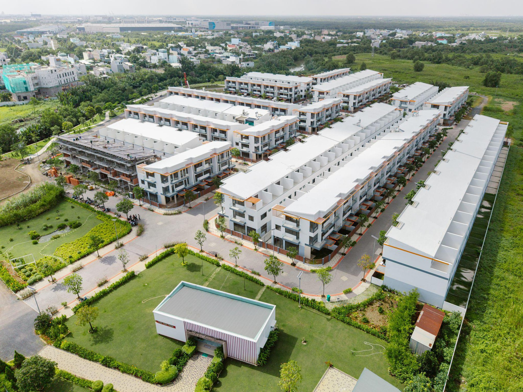 Cách giới trẻ thành đạt chọn an cư: Sống ngoại ô, làm nội ô- Ảnh 2.