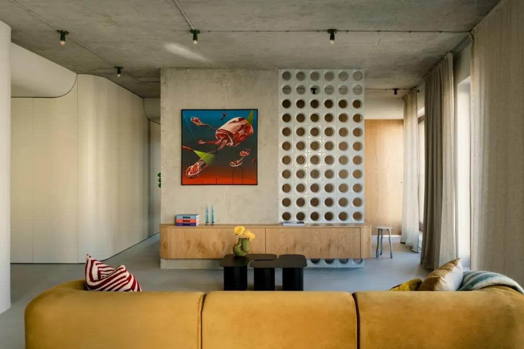 Ngắm căn hộ 75m2 của ông chú 60 tuổi: Bài học phong thủy "độc cư" giúp nhà vượng khí, chủ nhân khỏe mạnh- Ảnh 1.