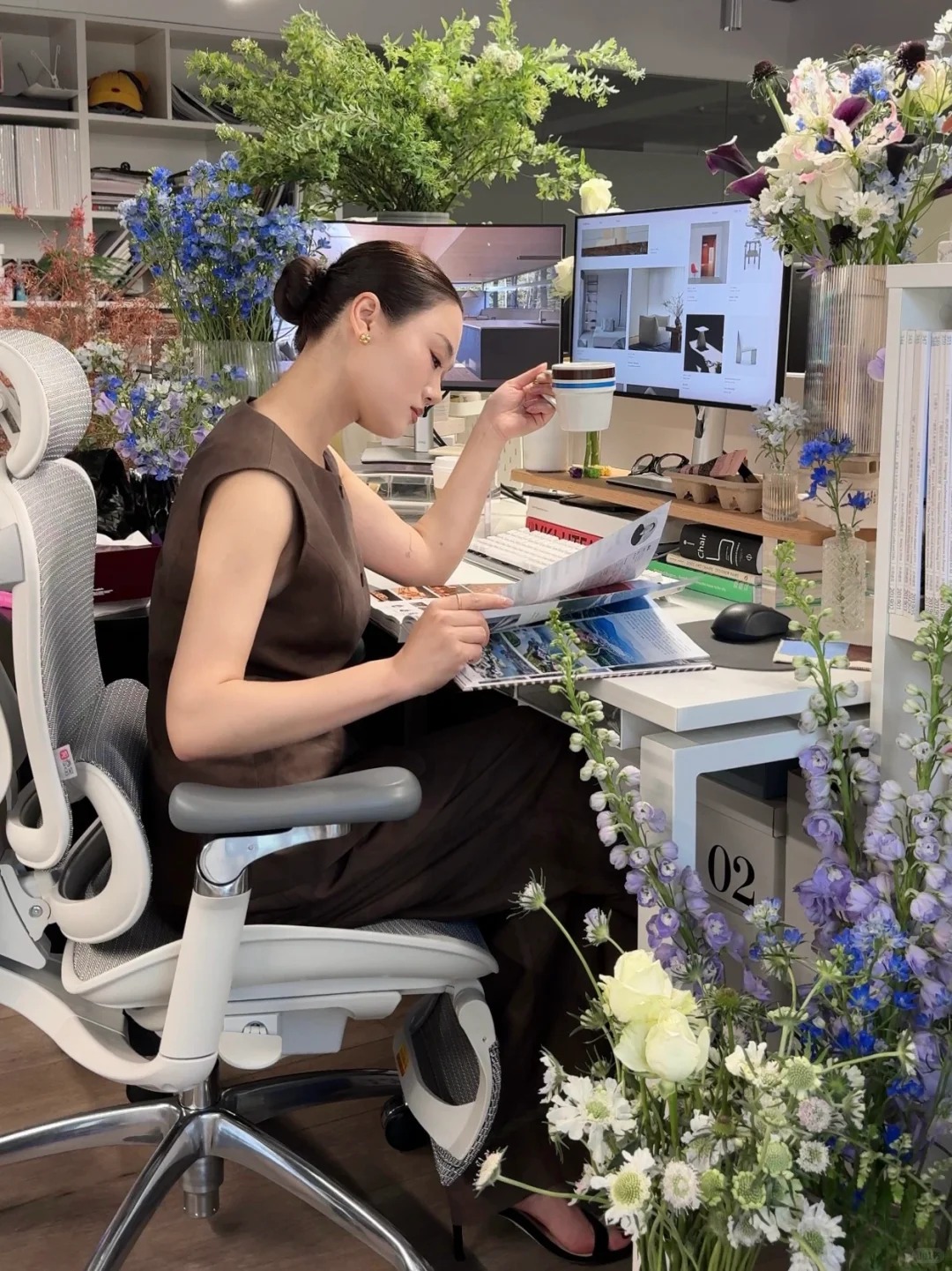 Bí quyết tạo "thế" vững như núi trong cơ quan: 3 yếu tố phong thủy sự nghiệp ai cũng cần- Ảnh 1. Bí quyết tạo "thế" vững như núi trong cơ quan: 3 yếu tố phong thủy sự nghiệp ai cũng cần- Ảnh 1.