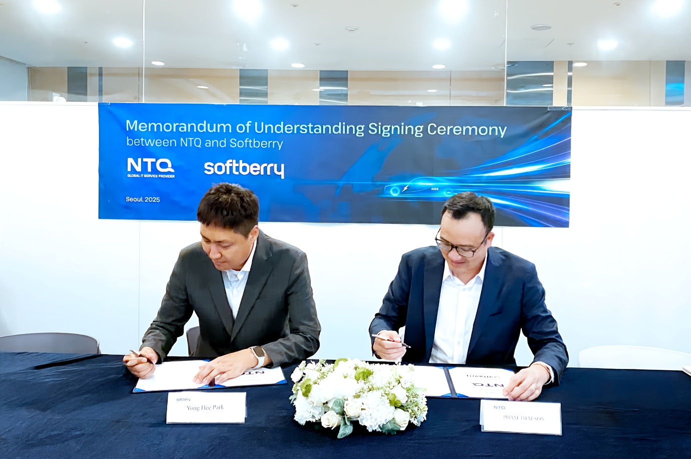 NTQ và Softberry ký MoU hợp tác phát triển hạ tầng xe điện tại Việt Nam- Ảnh 2.