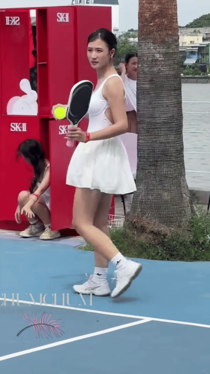 Sân pickleball nóng nhất hôm nay: Loạt hot girl tụ họp, nhan sắc cỡ này vẫn bị body shaming?- Ảnh 10. Sân pickleball nóng nhất hôm nay: Loạt hot girl tụ họp, nhan sắc cỡ này vẫn bị body shaming?- Ảnh 10.