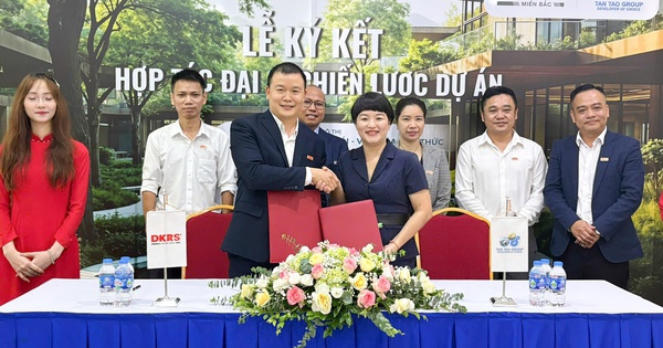 Lễ ký kết hợp tác dự án E.City Tân Đức – giữa DKRS miền Bắc & Tập đoàn Tân Tạo- Ảnh 1.