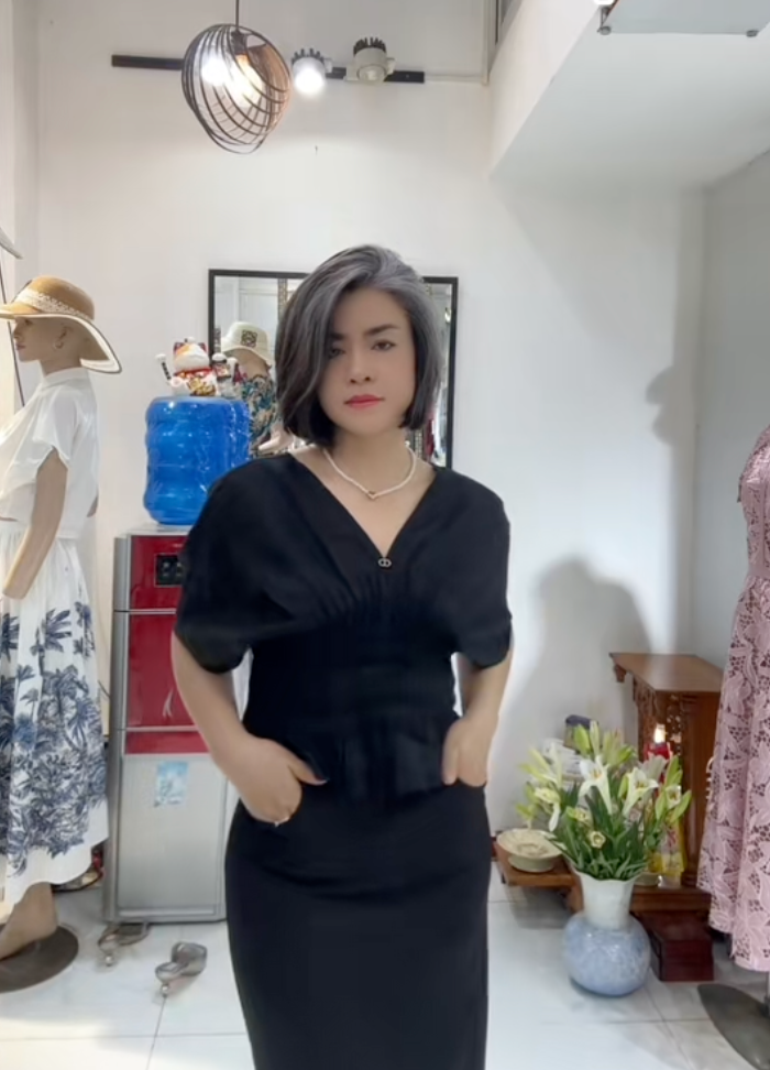 U50 vẫn đầy khí chất với mái tóc bạc tự nhiên: Phụ nữ trẻ hay già không phụ thuộc vào màu tóc- Ảnh 5.