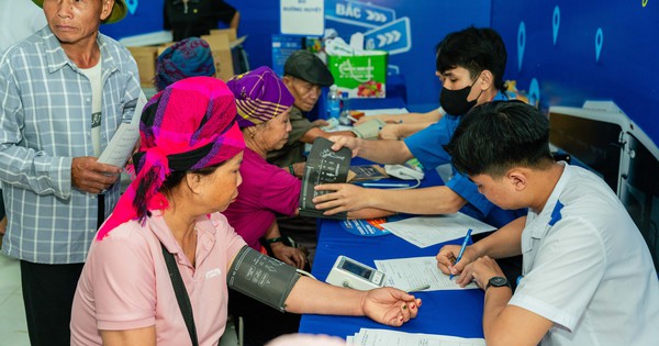 Foripharm nỗ lực cùng nhà thuốc Long Châu cam kết chăm sóc sức khỏe cộng đồng- Ảnh 1.
