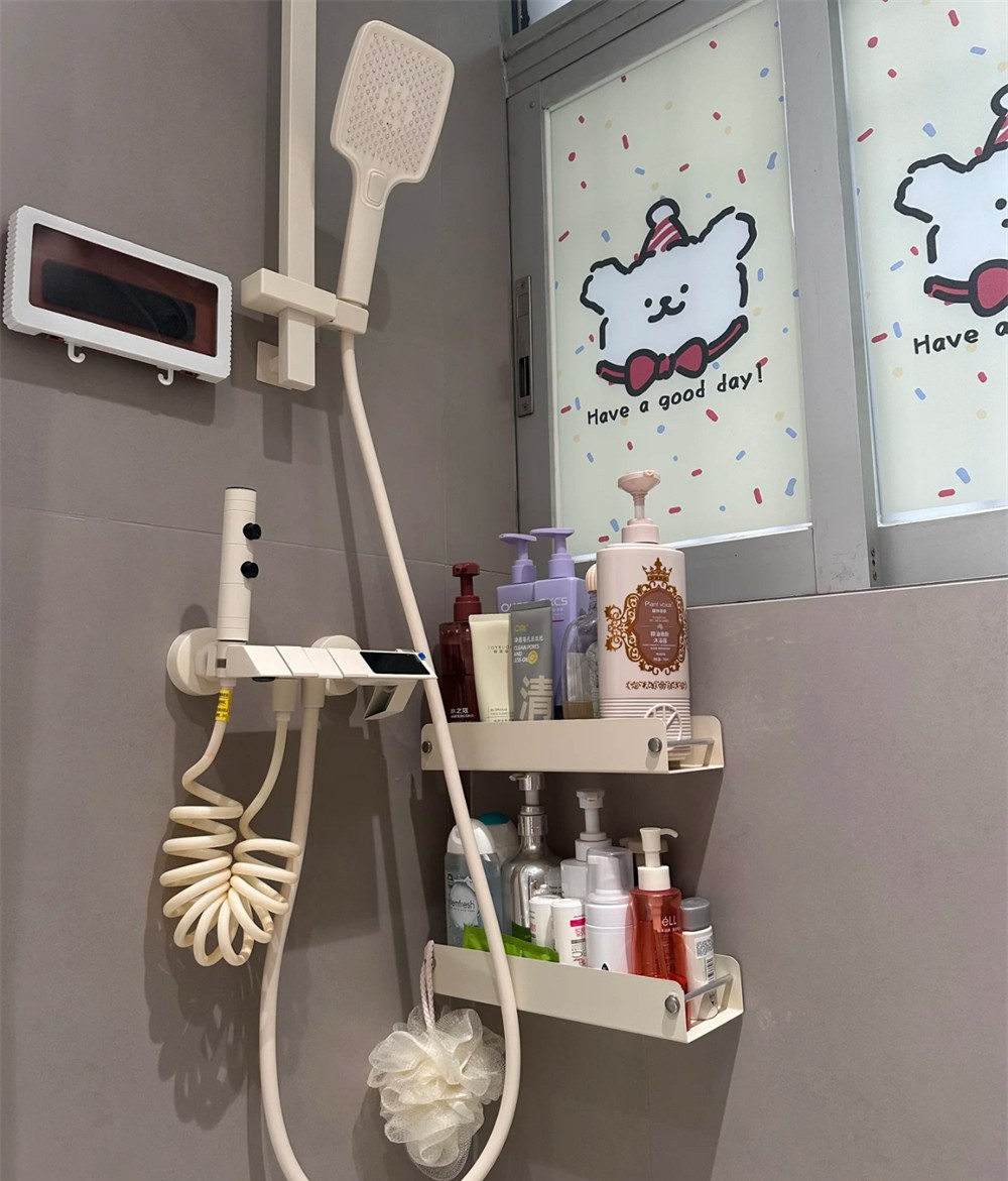 Cô gái trẻ “đảo ngược số phận” trong phòng tắm chỉ 2m²: Gọn, sáng, tiện - ai cũng nên học theo!- Ảnh 9.