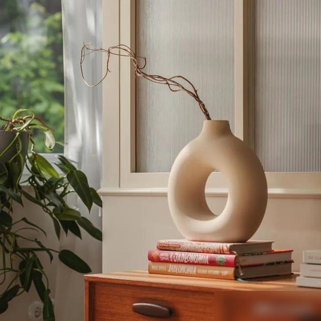 Người phụ nữ 56 tuổi sống một mình trong căn hộ 35m²: Bước vào mới thấy thế nào là thanh lịch và đáng sống- Ảnh 7.