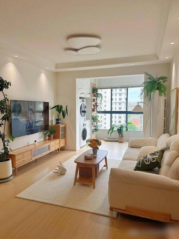 Không cần nhiều đồ đắt tiền - nhà người phụ nữ trung niên này vẫn sạch sẽ, giàu có và sang trọng bất ngờ- Ảnh 1.