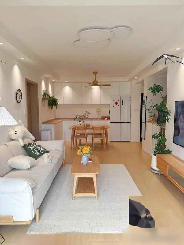 Không cần nhiều đồ đắt tiền - nhà người phụ nữ trung niên này vẫn sạch sẽ, giàu có và sang trọng bất ngờ- Ảnh 4.