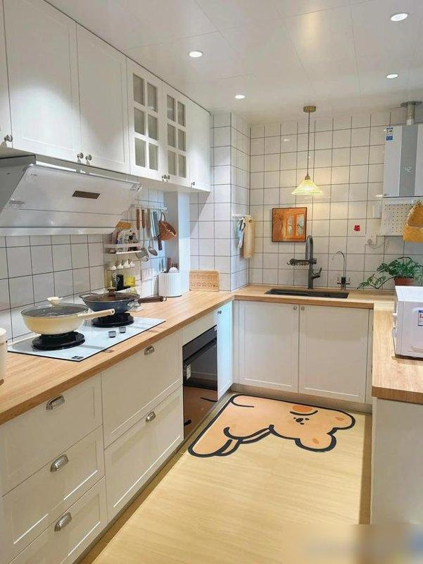 Không cần nhiều đồ đắt tiền - nhà người phụ nữ trung niên này vẫn sạch sẽ, giàu có và sang trọng bất ngờ- Ảnh 5.