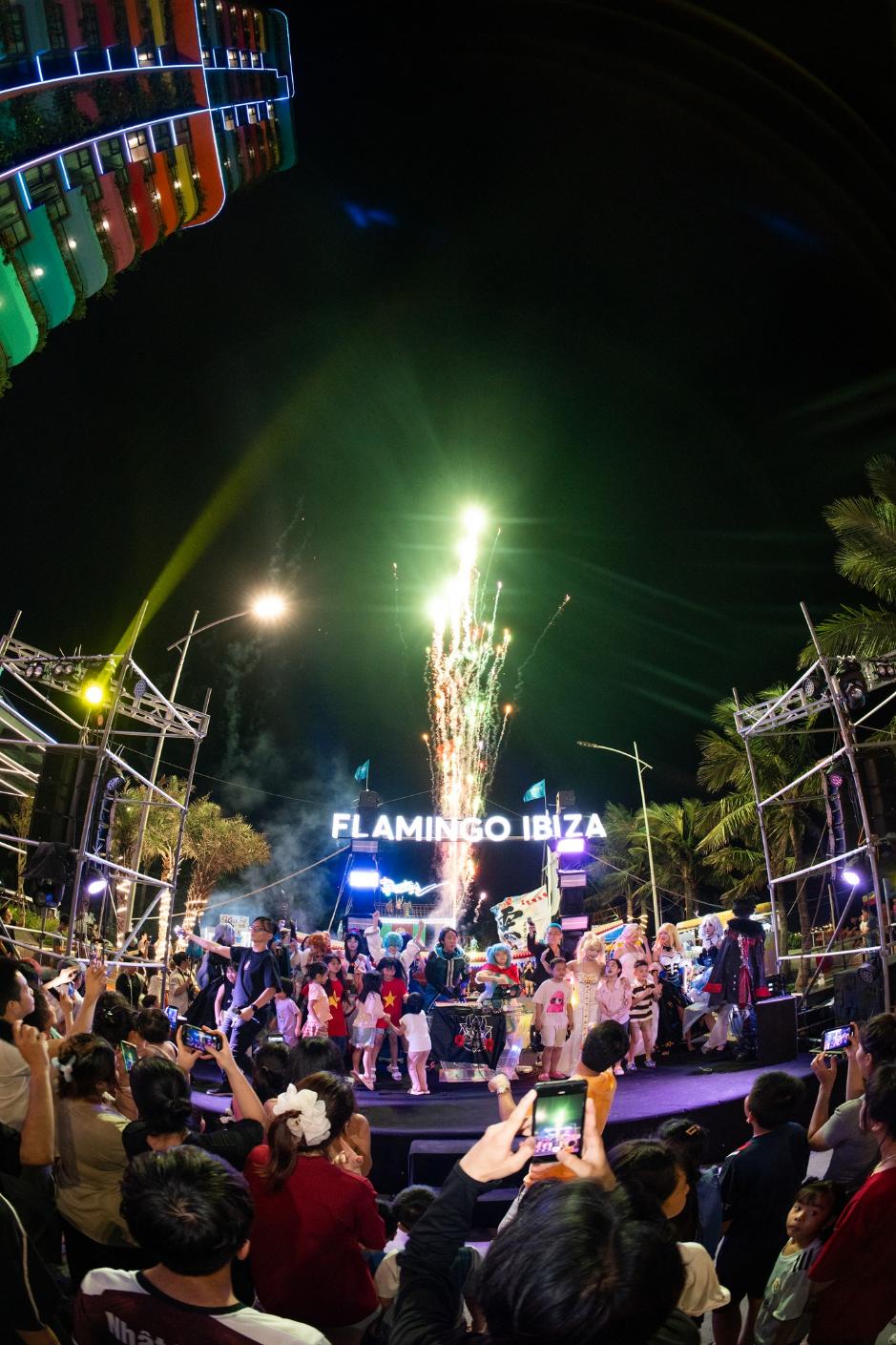 Ibiza Neon Zone - Từ trải nghiệm giải trí bất tận đến giá trị đầu tư bền vững- Ảnh 2.