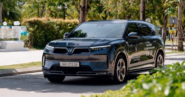 Giới doanh nhân nói gì về mẫu “xe chủ tịch” VF 9?- Ảnh 1.