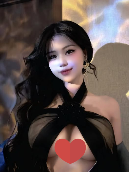 Nữ streamer "giãy nảy" khi bị nói diện đồ hở bạo, còn tung video hậu trường chứng minh- Ảnh 8.