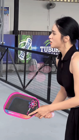 Bắt gặp Hương Giang và Phú Cường tình bể bình trên sân pickleball, hoá ra bí quyết giữ dáng là tập luyện thế này- Ảnh 2.