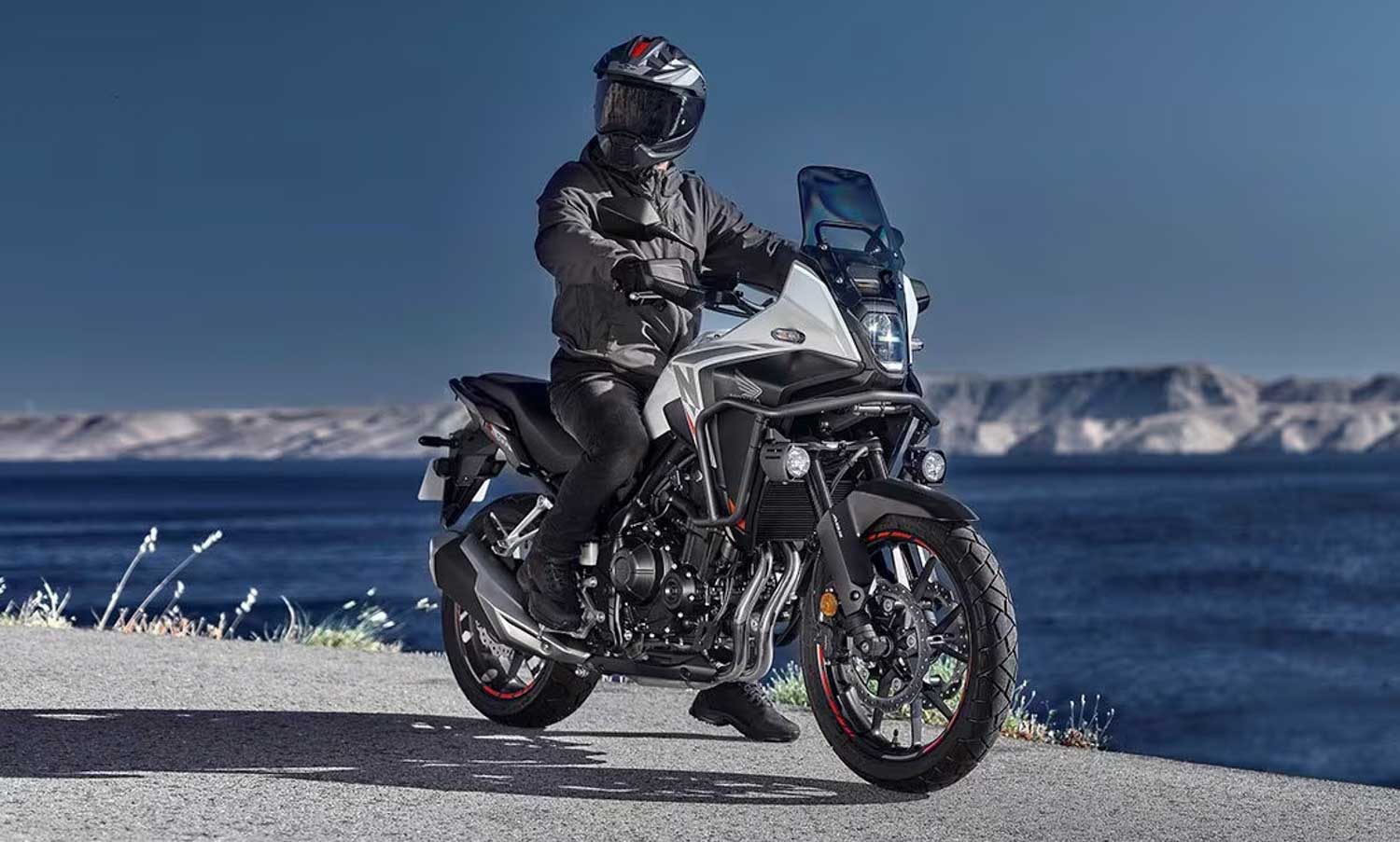 Xe Honda dân phượt thích mê đang giảm giá 22 triệu, đại lý tặng thêm nhiều quà: CSGT cũng dùng xe này- Ảnh 1.