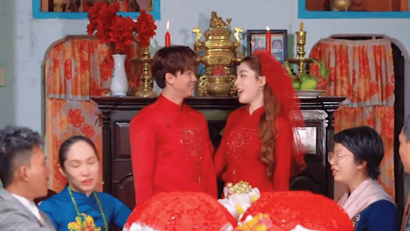 Cặp đôi ca sĩ Vbiz bị soi sống chung nhà bí mật tổ chức đám hỏi?- Ảnh 2.