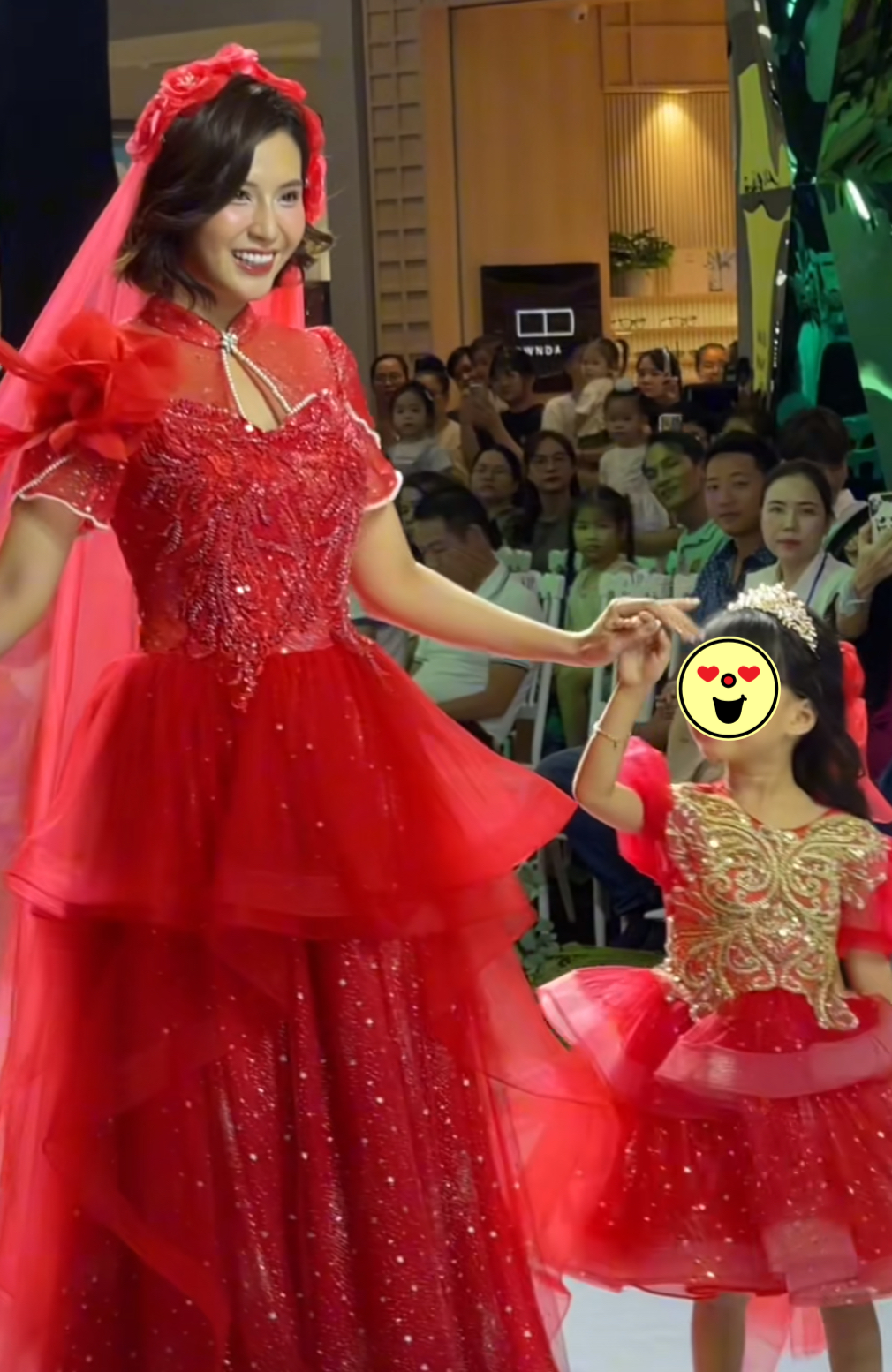 Diễn viên Thiên An lộ diện cùng con gái, nghẹn giọng nhắc đến 1 việc liên quan đến nhóc tỳ- Ảnh 2.