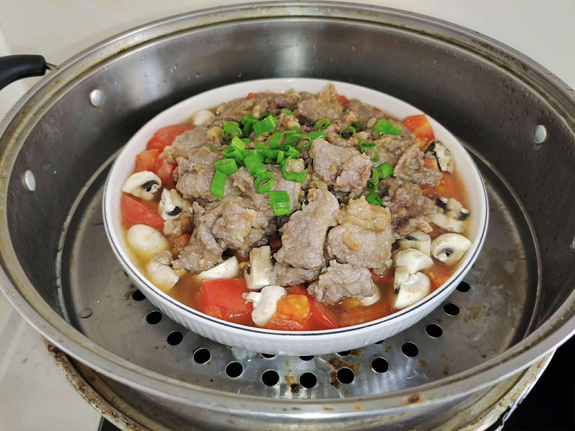 Mỗi lần mẹ tôi làm món hấp này là cả nhà háo hức chờ đợi, cầm sẵn đũa ăn hết sạch ngay khi dọn ra- Ảnh 6.