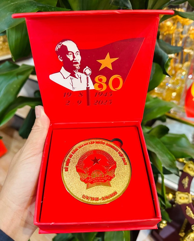 Kỷ niệm 80 năm Quốc khánh – 8000 đồng xu vàng lưu giữ lịch sử- Ảnh 3.