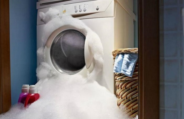 4 nhược điểm "chí mạng" của máy giặt cửa trước khiến tôi hối hận khi mua- Ảnh 1.