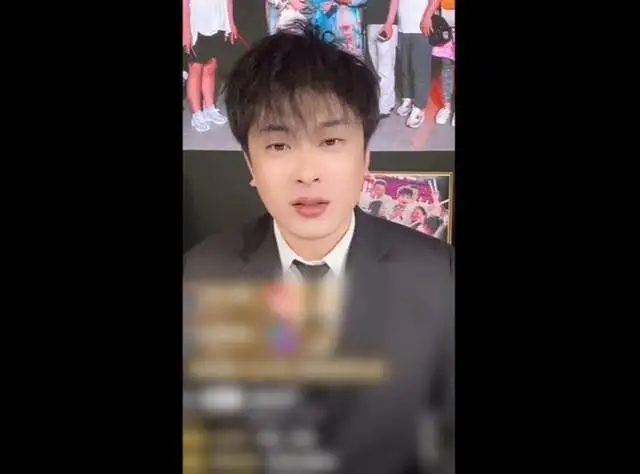 Sau nghi vấn bán hàng gây ung thư, nam "chiến thần livestream" tuyên bố giải nghệ vì phổi yếu như người 95 tuổi- Ảnh 1. Sau nghi vấn bán hàng gây ung thư, nam "chiến thần livestream" tuyên bố giải nghệ vì phổi yếu như người 95 tuổi- Ảnh 1.