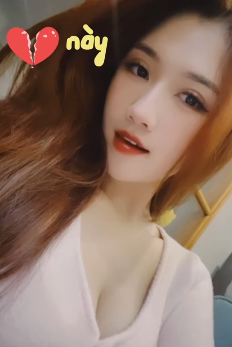 Không chỉ rạng rỡ trên sóng truyền hình, nhan sắc đời thường của nữ MC còn gây "choáng" vì gợi cảm cực độ!- Ảnh 8.