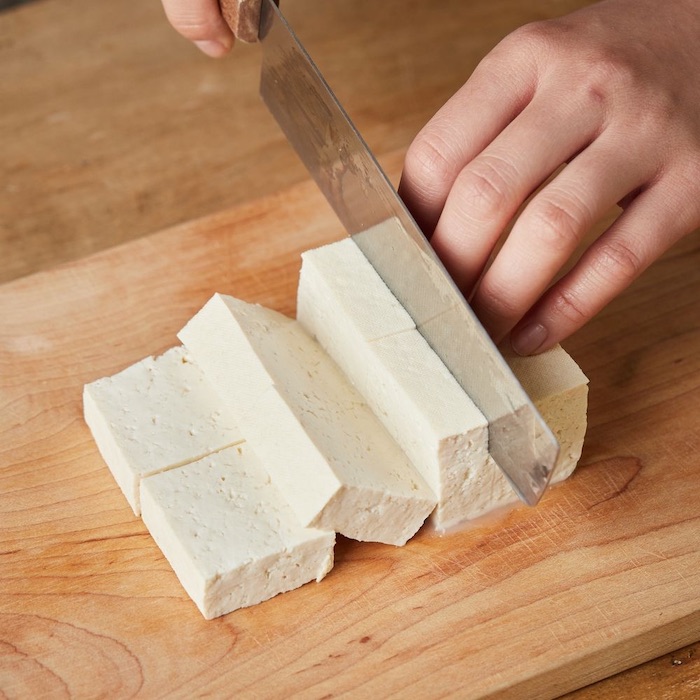 Chỉ mất khoảng 10 phút nấu đậu phụ theo cách này: Hương vị đậm đà, mềm mịn, thậm chí còn ngon hơn thịt- Ảnh 1.