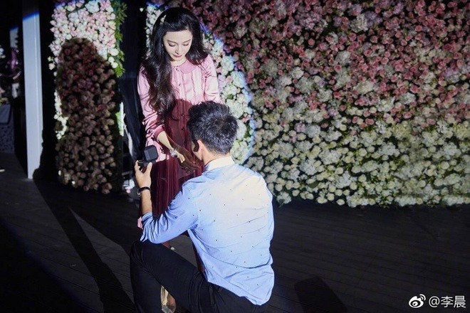 Kịch bản thế kỷ: Phạm Băng Băng yêu lại "tình cũ 4.000 tỷ", chuẩn bị tổ chức hôn lễ triệu đô dang dở 1 thời?- Ảnh 2. Kịch bản thế kỷ: Phạm Băng Băng yêu lại "tình cũ 4.000 tỷ", chuẩn bị tổ chức hôn lễ triệu đô dang dở 1 thời?- Ảnh 2.