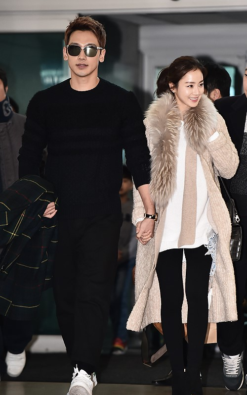 Con gái cực phẩm của Kim Tae Hee mới nhỏ xíu đã được “ông lớn” công ty để ý- Ảnh 3.